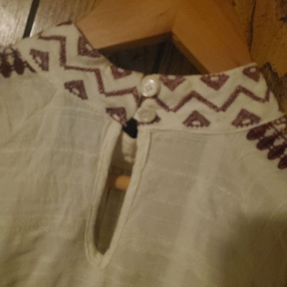 MAEVE / ANTHROPOLOGIE Magda Open-Shoulder Embroidered Blouse - Small - Picture 8 of 8